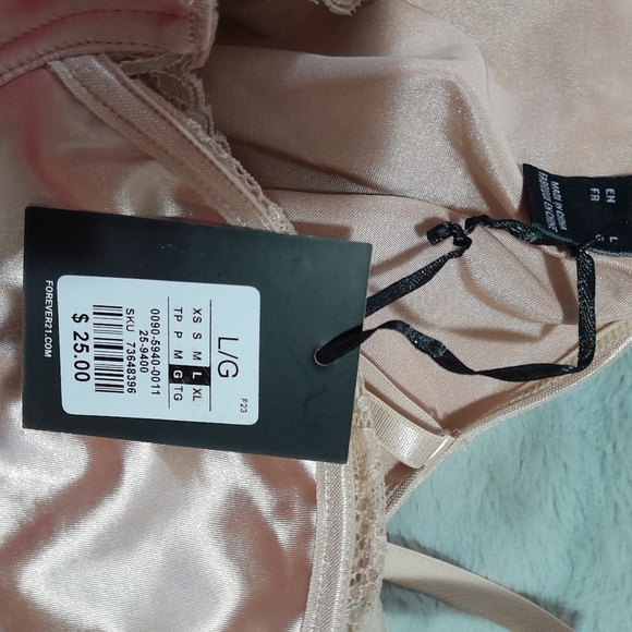 Bodysuit by Forever 21 - Picture 4 of 8